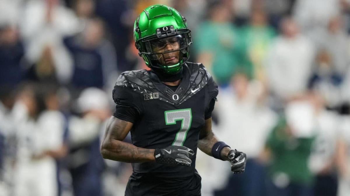 Evan Stewart absent pour le Rose Bowl - impact sur Oregon