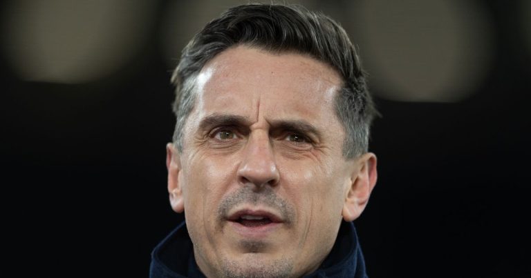 Gary Neville critique Nicolas Jover et son rôle à Arsenal