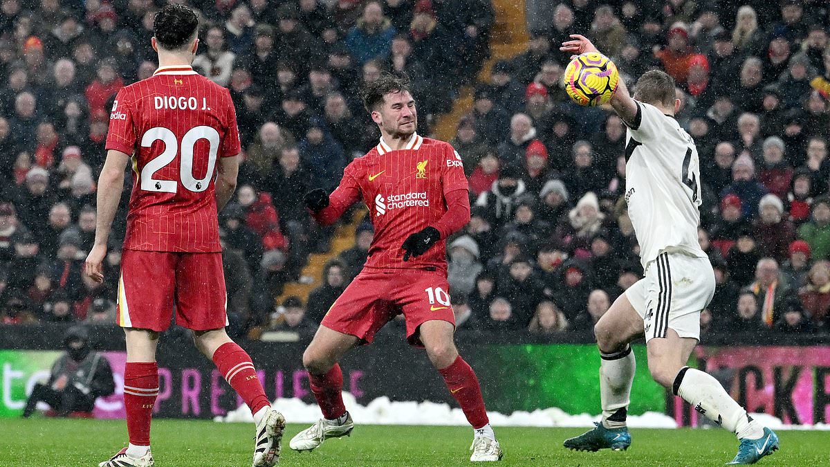 Gary Neville remet en question De Ligt après un penalty controversé