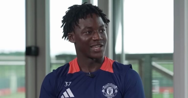 Kobbie Mainoo mécontent de l-offre de Manchester United