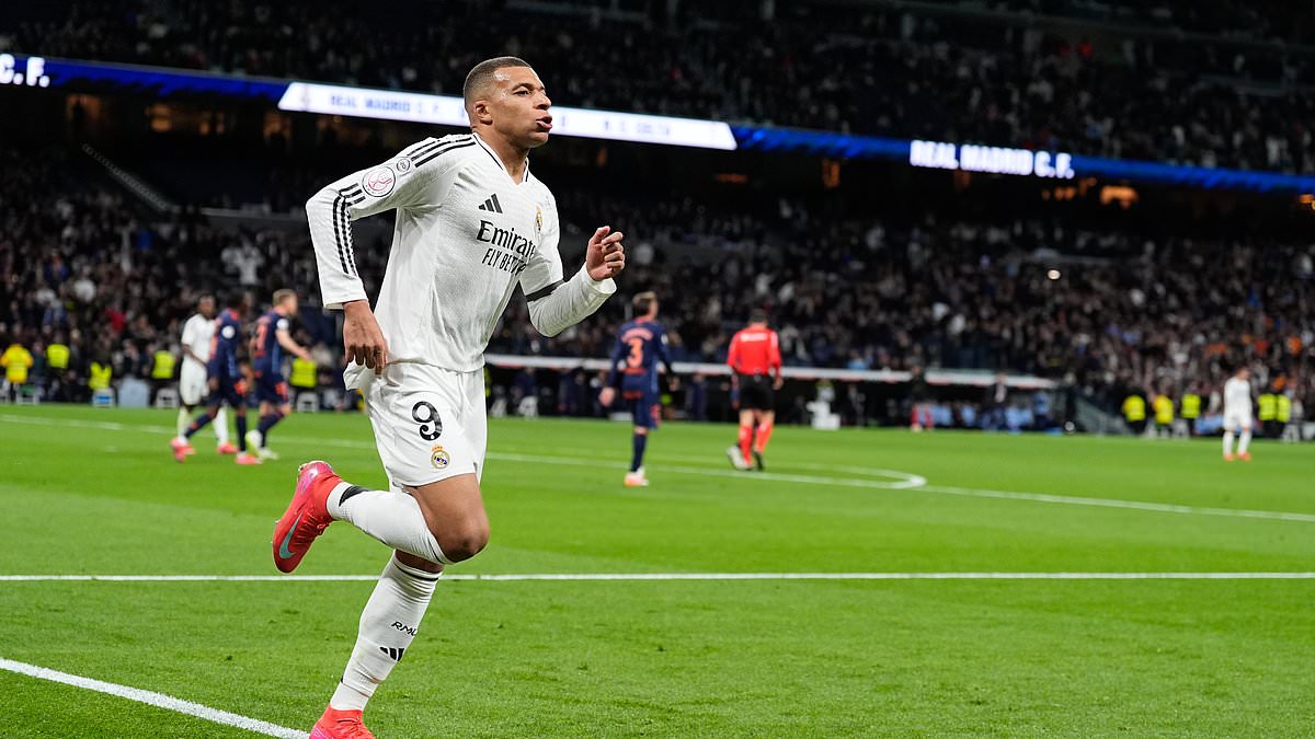 Kylian Mbappé marque un but incroyable depuis son propre camp