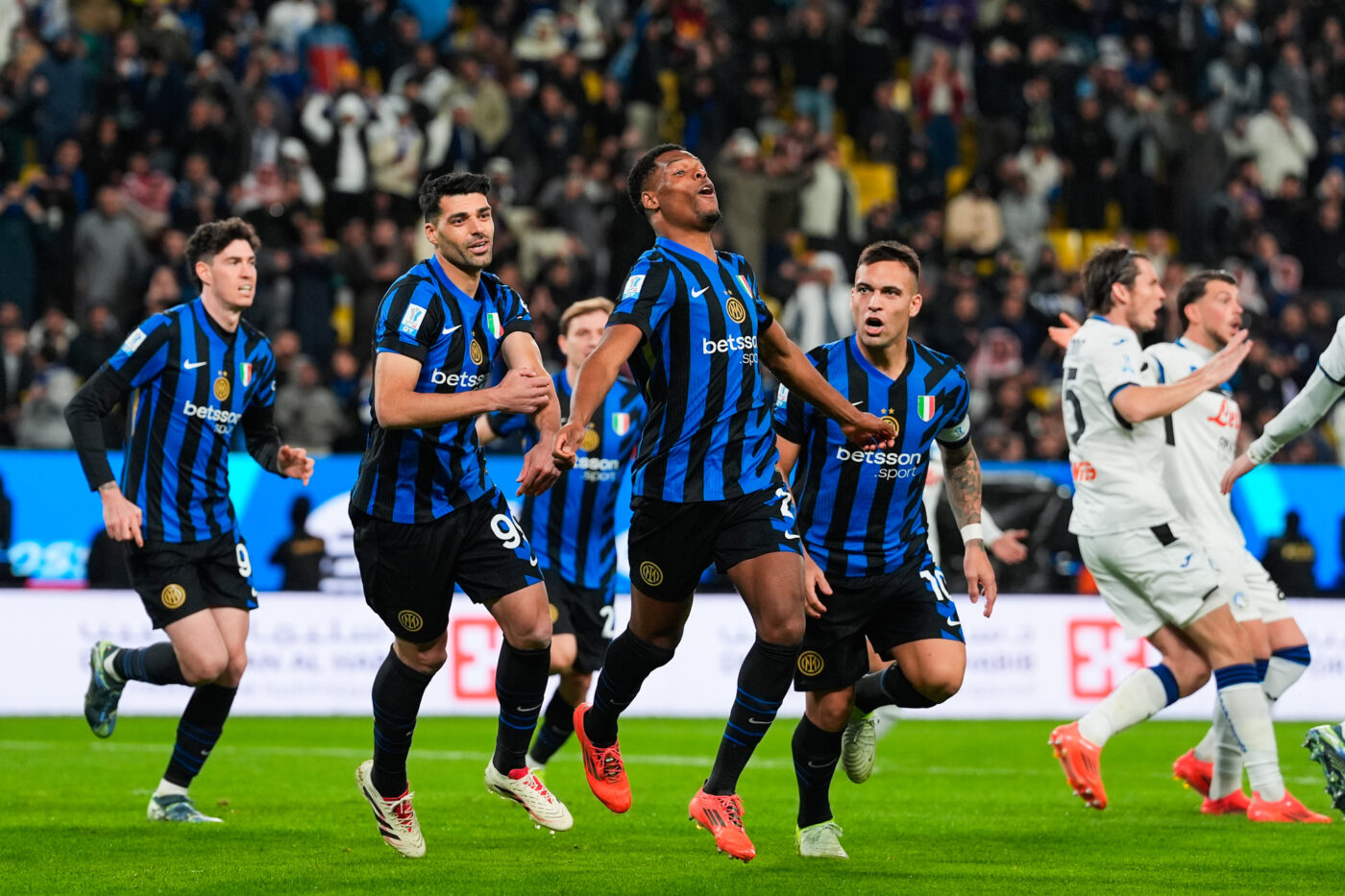 L-Inter élimine l-Atalanta et atteint la finale de la Supercoupe