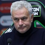 Le transfert de Diego Carlos vers Fenerbahce en suspens à cause de Mourinho