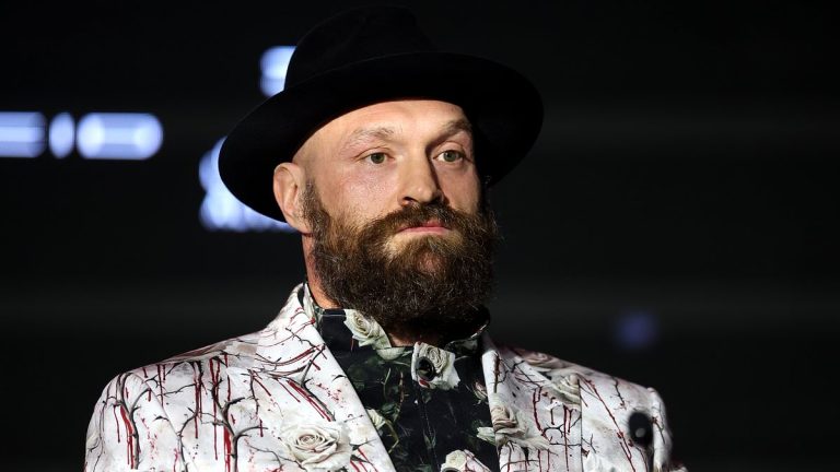 Les Retraites Surprise de Tyson Fury - Retour sur son Parcours