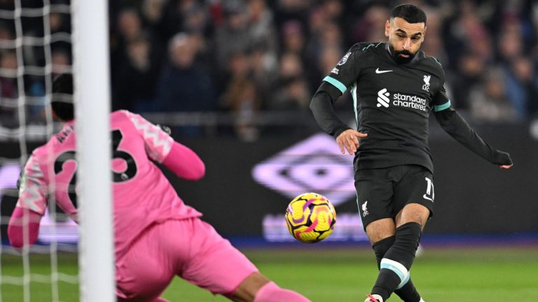 Liverpool écrase West Ham 5-0 grâce à Mohamed Salah