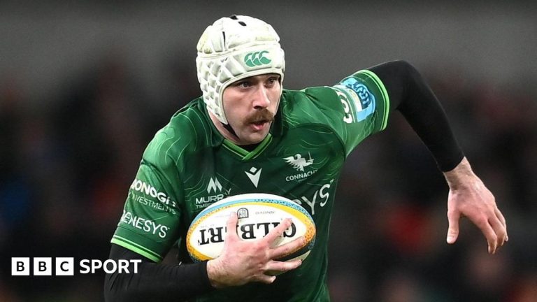 Mack Hansen de Connacht prêt pour le Six Nations après sa suspension