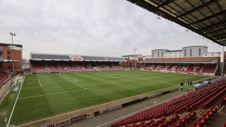 Match de la FA Cup reporté à cause d-un terrain gelé