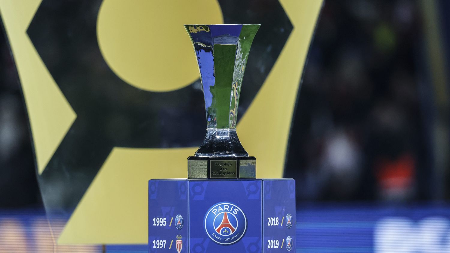 Pourquoi le Trophée des champions se joue-t-il à l-étranger ?