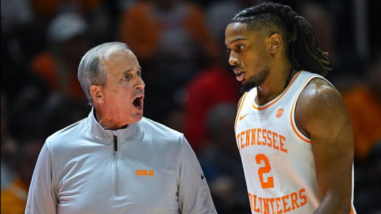 Rick Barnes Bench Chaz Lanier - Les Attentes des Vols