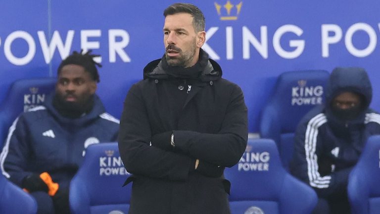 Ruud van Nistelrooy répond aux critiques des supporters de Leicester