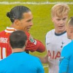 Virgil van Dijk dénonce l-arbitre après la défaite de Liverpool