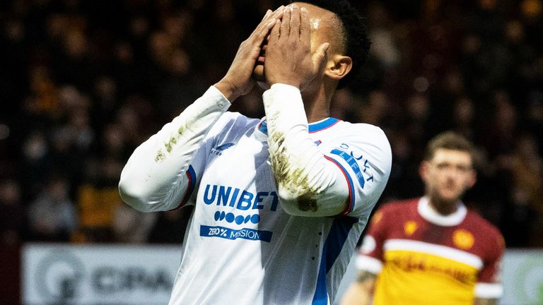 Oscar Cortes après avoir manqué une occasion à Fir Park