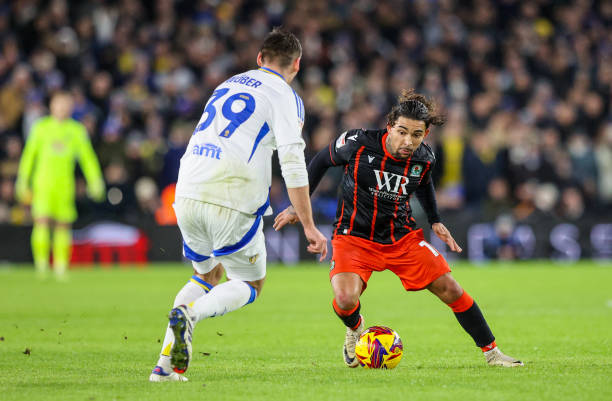 Max Wober en action pour Leeds