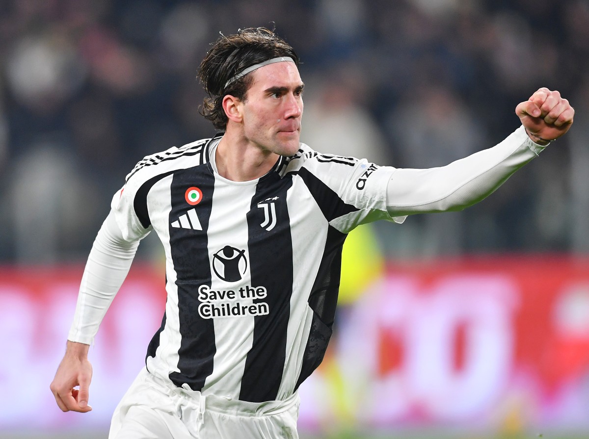 L'attaquant de la Juventus Dusan Vlahovic célèbre un but