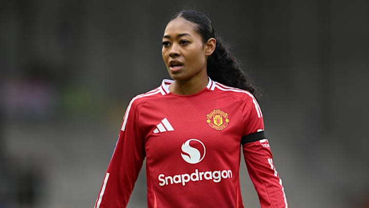 Defender Jayde Riviere has signed a contract extension with Manchester United