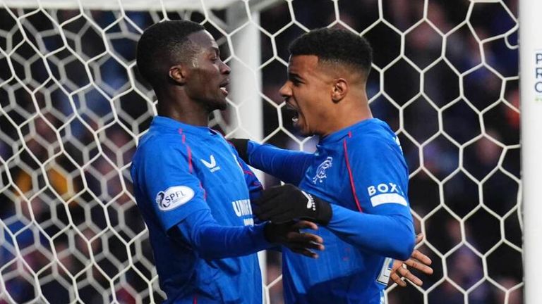 Hamza Igamane célèbre après avoir donné l'avantage aux Rangers contre St Johnstone