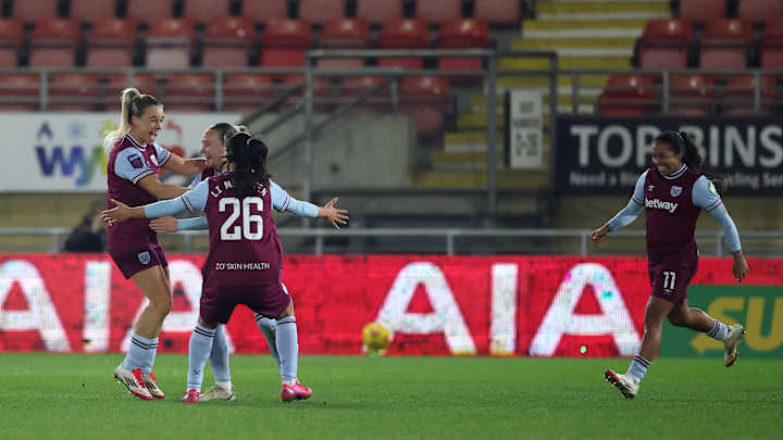 West Ham celebrate their 2-1 win over Tottenham