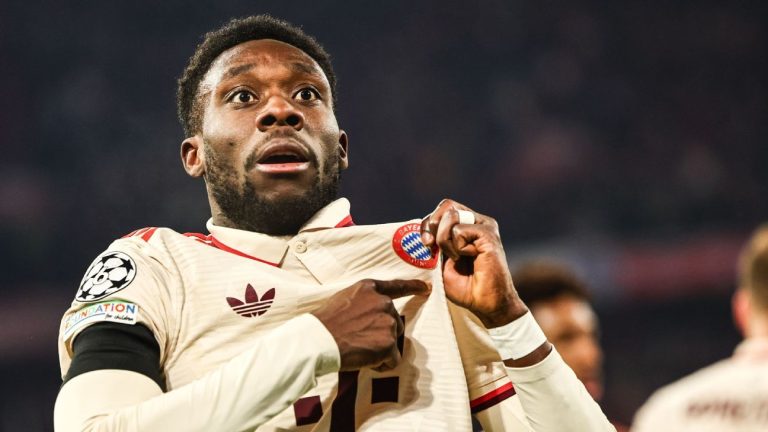 Alphonso Davies propulse le Bayern en 8es de finale de C1