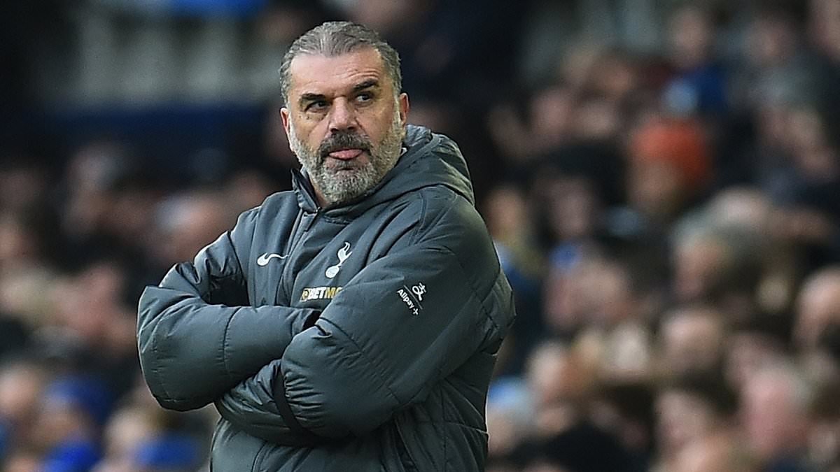 Ange Postecoglou frustré après la défaite de Tottenham contre Everton