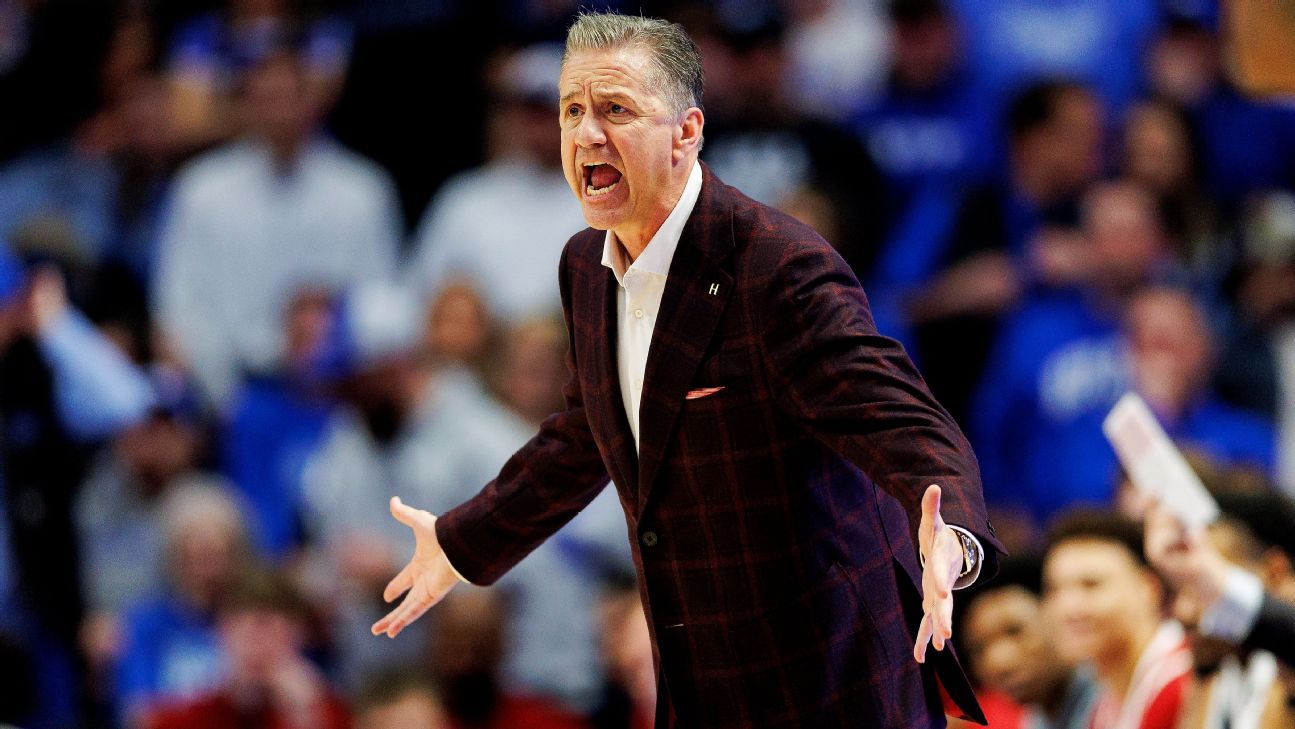 Arkansas surprend Kentucky lors du retour de Calipari à Rupp