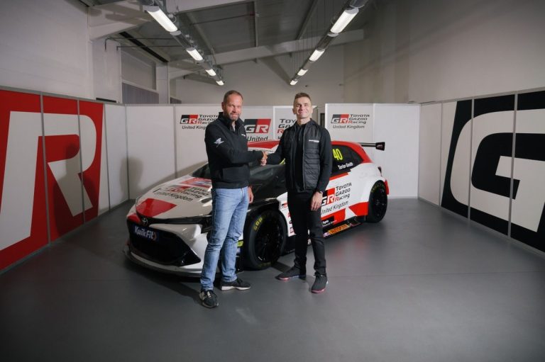 Aron Taylor-Smith rejoint Toyota pour la saison 2025 du BTCC