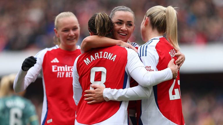 Arsenal écrase Tottenham 5-0 en derby de la WSL