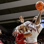 Auburn bat Alabama dans un choc au sommet du basket universitaire