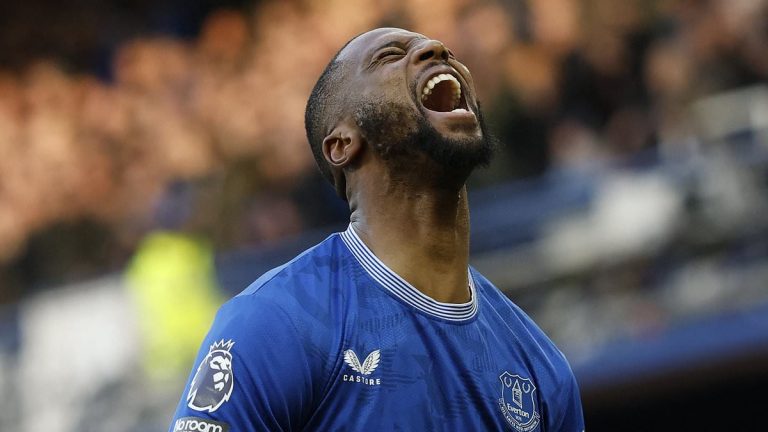 Beto d-Everton célèbre son retour avec un geste émouvant