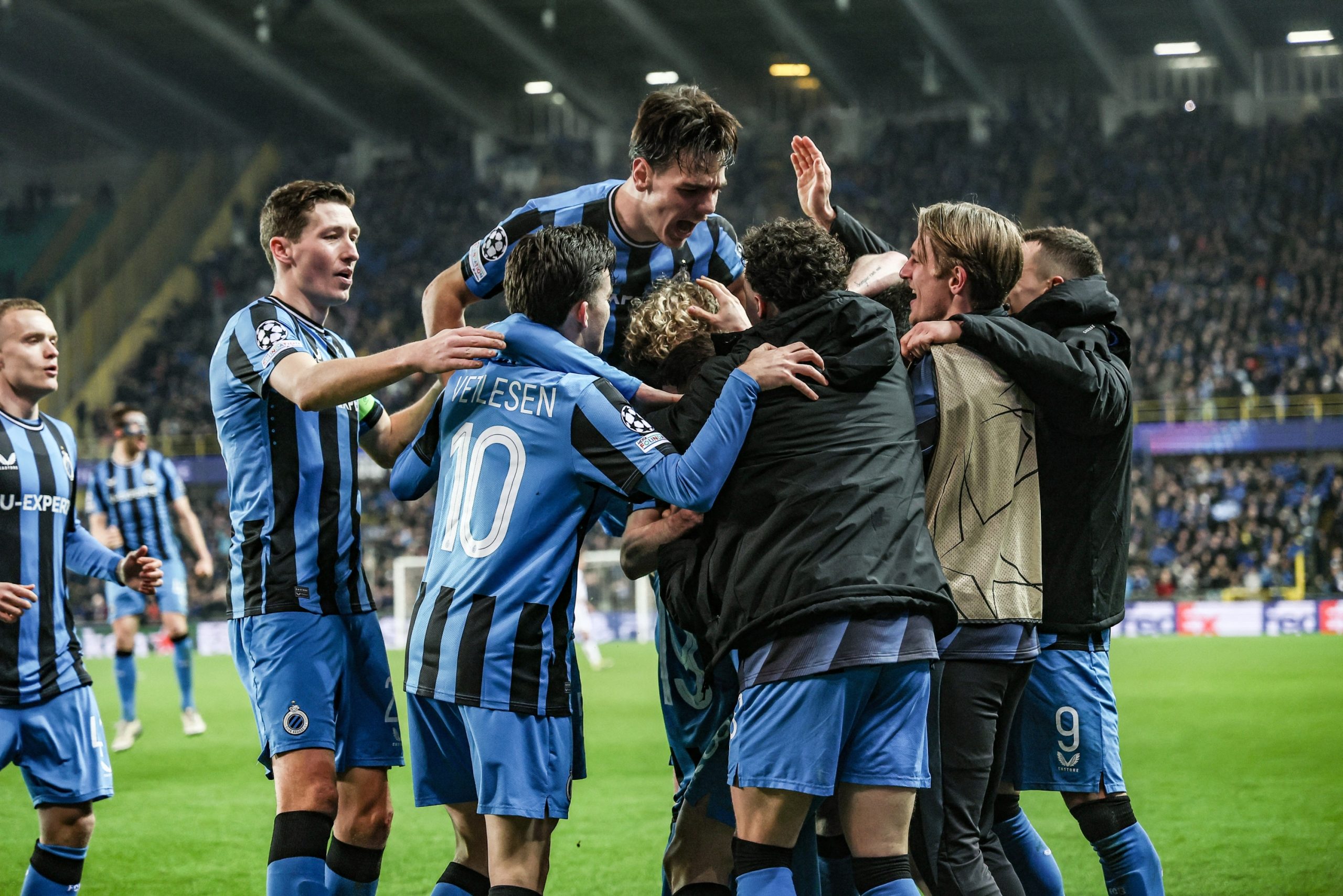 Bruges s-impose contre l-Atalanta grâce à un penalty contesté