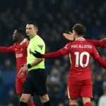 Controverse sur l-arbitrage lors du derby de Merseyside