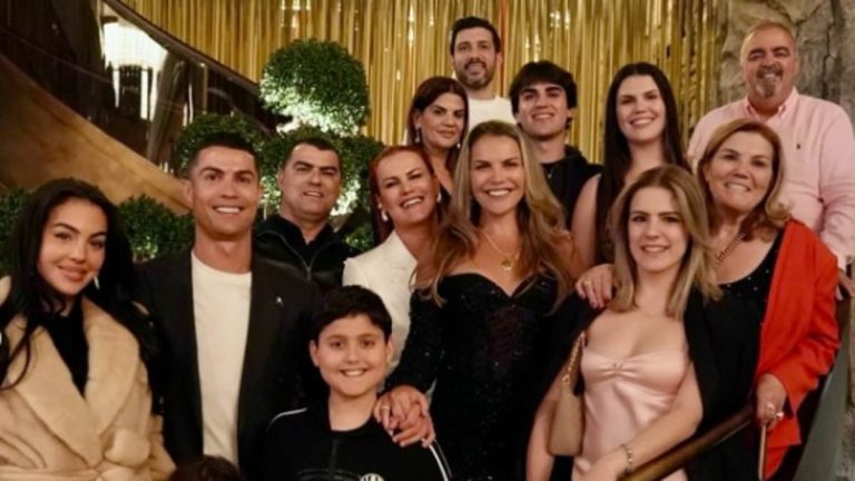 Cristiano Ronaldo fête ses 40 ans avec famille et amis