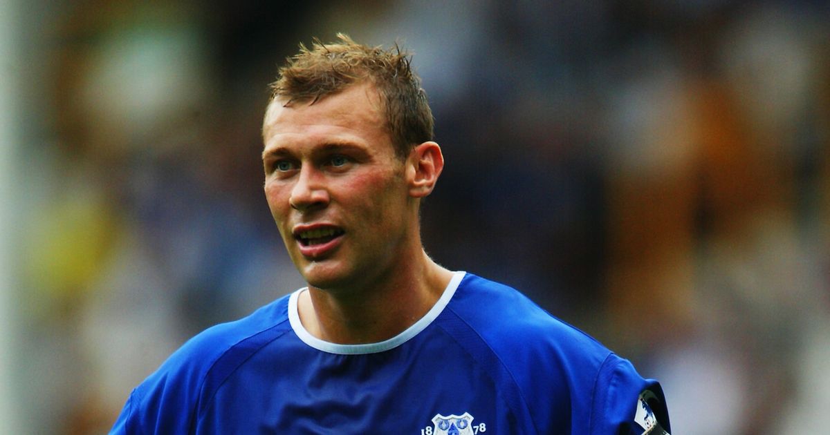 Duncan Ferguson réagit après la fin de son record dans le derby