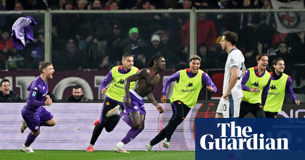 Fiorentina freine les espoirs d-Inter- Barça écrase Valence