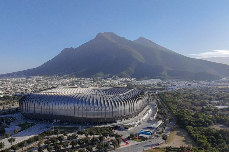 Football et Environnement - Vers une Décarbonisation Urgente