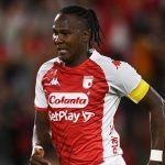 Hugo Rodallega - l-ex-star de la Premier League face à Messi