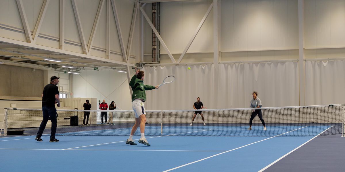 Inauguration d-une halle de tennis à Genève pour tous