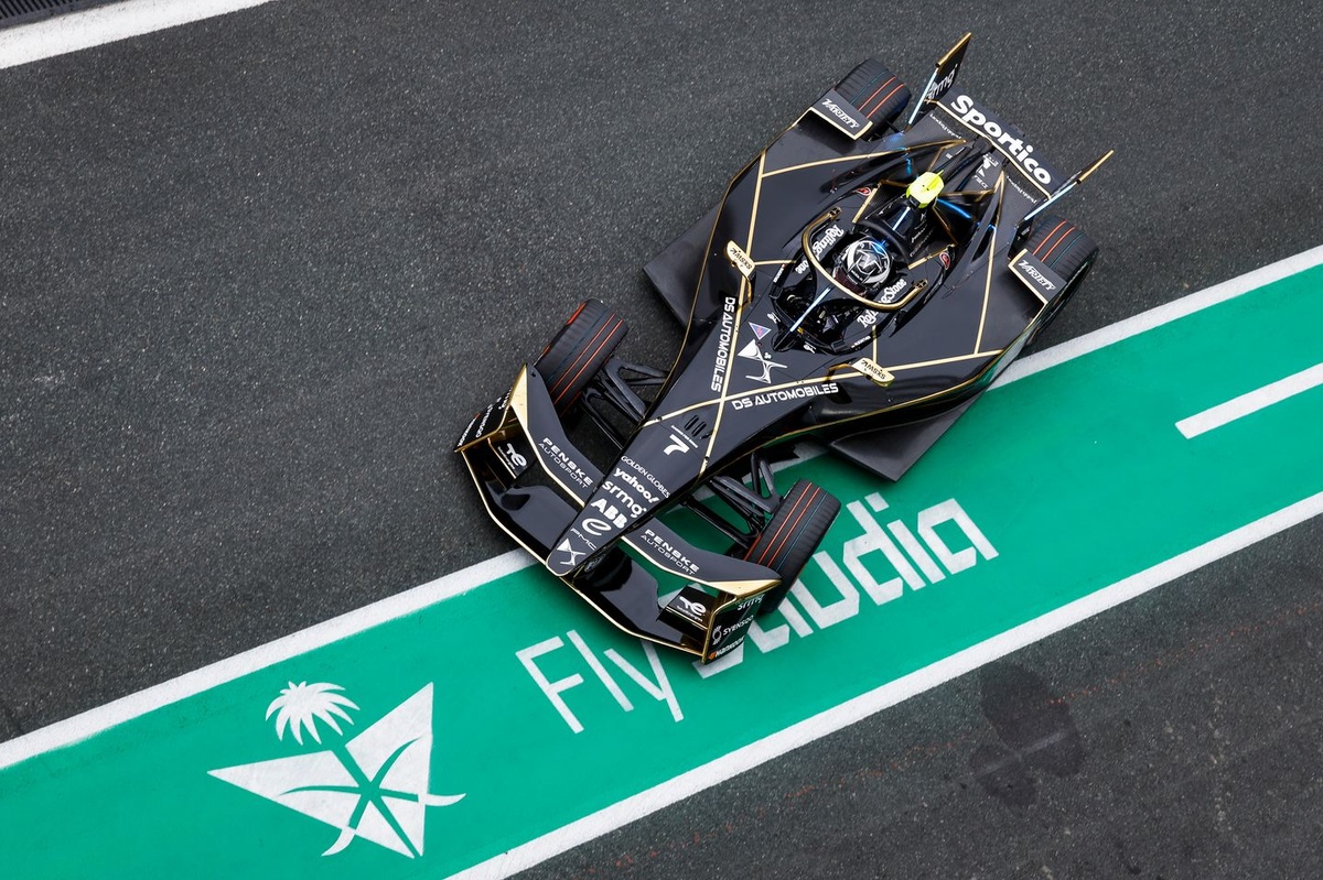 Jean-Eric Vergne brille au Jeddah E-Prix avec DS Penske