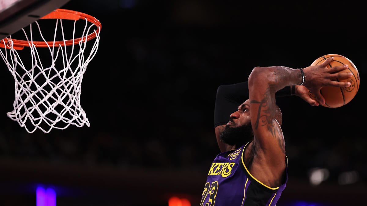 LeBron James brille avec un triple-double à Madison Square Garden