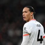 Liverpool prépare le remplacement de Van Dijk avec un jeune talent