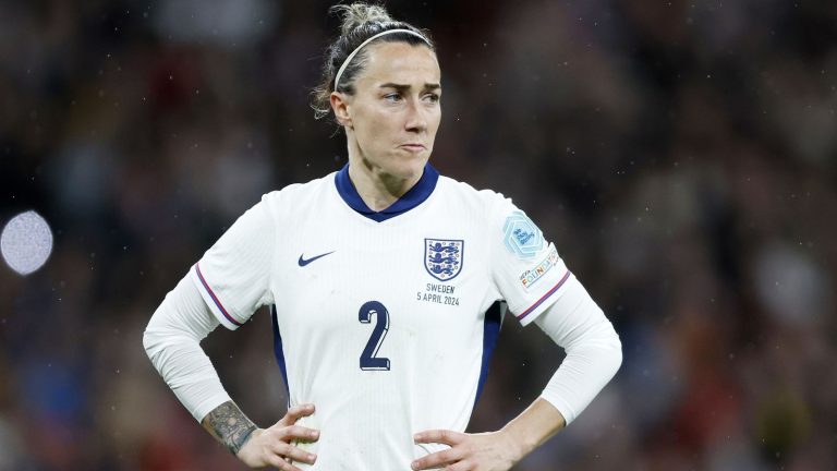 Lucy Bronze appelle à la sécurité des athlètes féminines