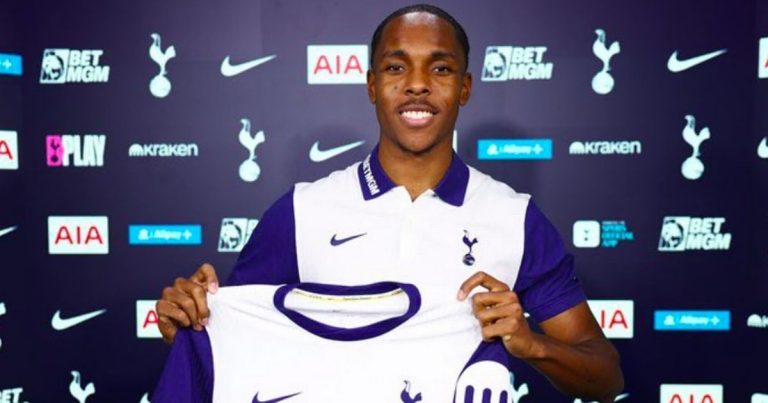 Mathys Tel rejoint Tottenham - un retournement spectaculaire