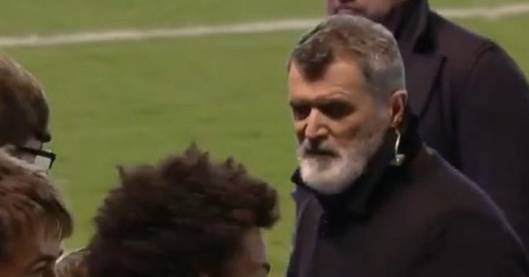 Roy Keane se dévoile en selfies avec les fans avant un match