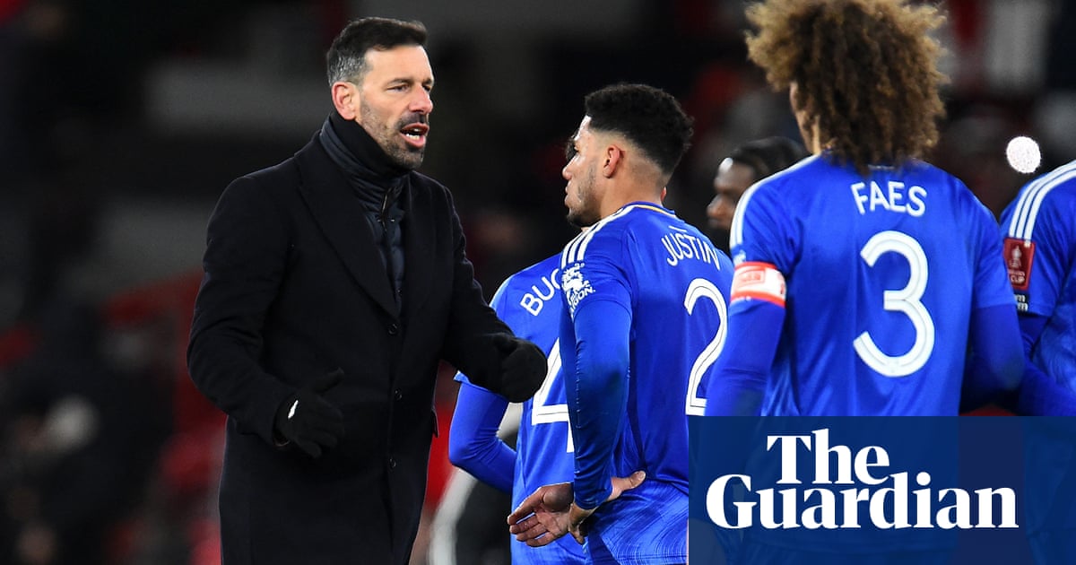 Van Nistelrooy furieux après l-élimination de Leicester en FA Cup