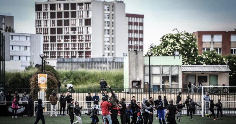 Violence dans le football - une agression choquante en Seine-et-Marne