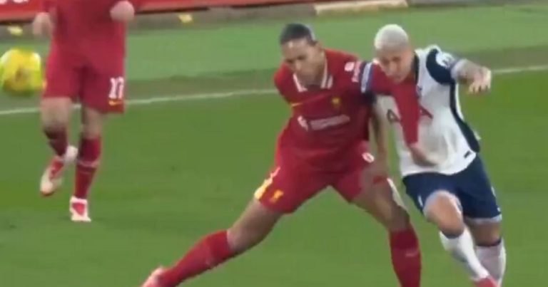 Virgil van Dijk échappe à un carton rouge contre Richarlison