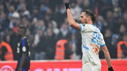 Adrien Rabiot a inscrit le deuxième but marseillais, lors de l'Olympico remporté par son équipe 3-2, le 2 février, au Vélodrome de Marseille. (CHRISTOPHE SIMON / AFP)