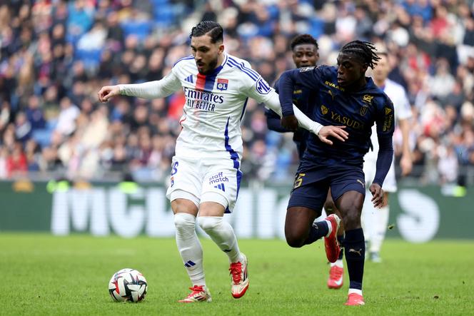 Rayan Cherki a brillé contre Reims au Parc olympique lyonnais.