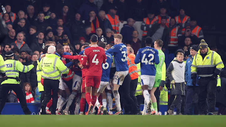 Des scènes tendues après le derby de Merseyside de mercredi soir