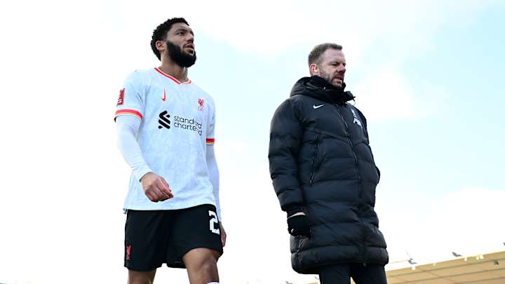 Gomez a duré seulement dix minutes lors du match de Liverpool en FA Cup contre Plymouth