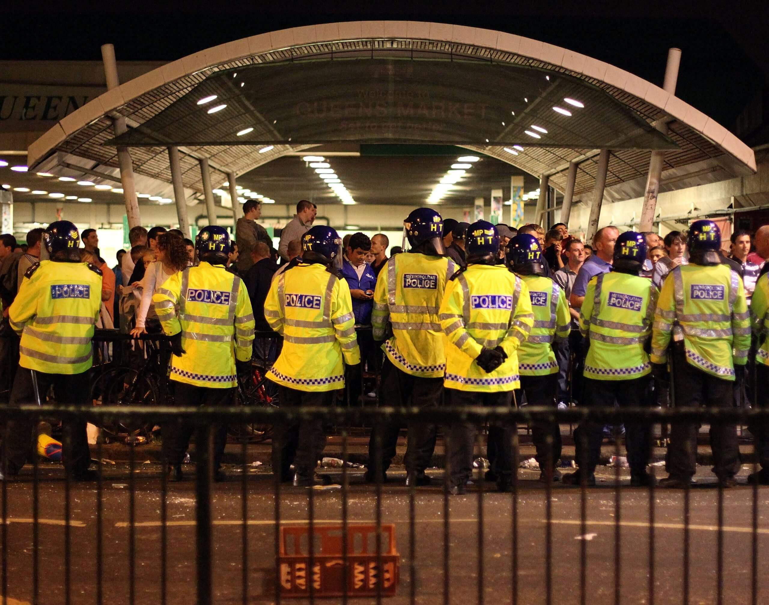 Supporters pendant l'émeute d'Upton Park